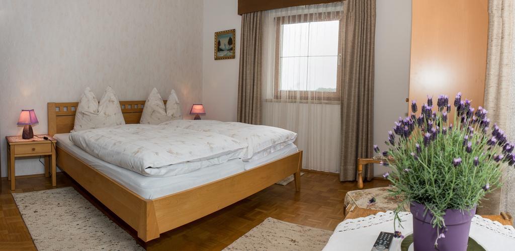KREUZHOF Seefeld Seefeld in Tirol Szoba fotó