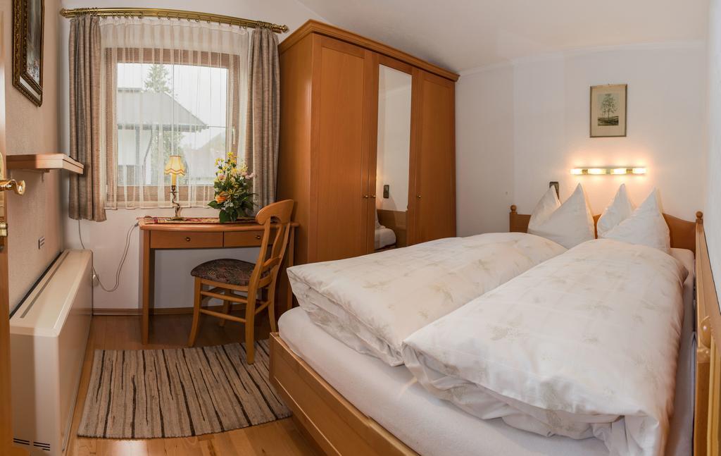 KREUZHOF Seefeld Seefeld in Tirol Szoba fotó